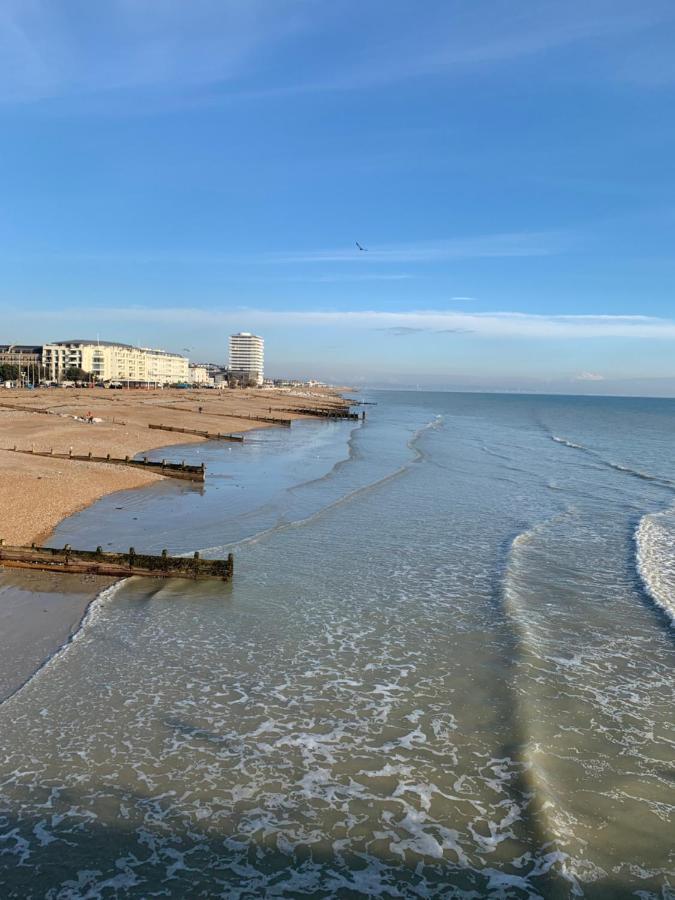 The Enclave Bed & Breakfast Worthing Dış mekan fotoğraf